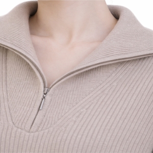 Suéter de punto para mujer con media cremallera, cuello alto, suave, informal, holgado, de invierno, de alta calidad, premium. - Product Image 4