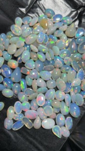 Trimurti Gems Opale naturelle du Rajasthan AAA, cabochon, formes variées, multicolore arc-en-ciel, blanc, 10-20mm, pierre précieuse en vrac, certifiée par un tiers - Product Image 3