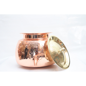 Distributeur d'eau en cuivre pur avec finition martelée et robinet en laiton anti-fuite, pot de stockage ayurvédique traditionnel pour la maison et le bureau - Product Image 6