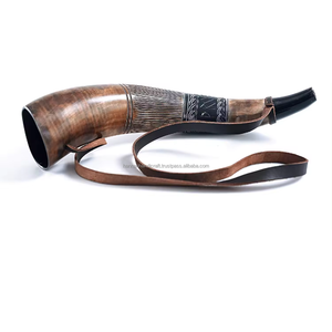 Cuerno bovino hecho a mano Gjallarhorn vikingo auténtico con boquilla de latón estilo de música Animal pulido para coleccionistas - Product Image 4
