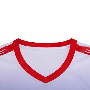 Maillots de football d'été unisexes en gros, personnalisables avec nom d'équipe et nom de joueur sur le devant, imprimés par sublimation, à manches courtes, respirants et à séchage rapide - Product Image 4
