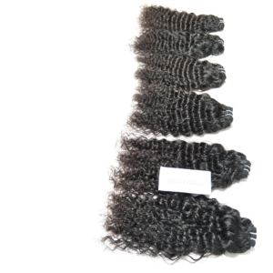 Vente en gros d'extensions de cheveux humains Remy naturels noirs tissage de vague lâche indien traitement chimique de qualité aucun bouclé - Product Image 1