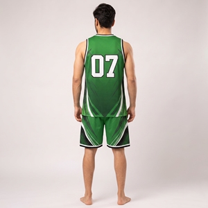 Uniforme de basketball de haute qualité offrant un contrôle de l'humidité, une coupe flexible et un confort fiable pour l'entraînement et la compétition. - Product Image 5