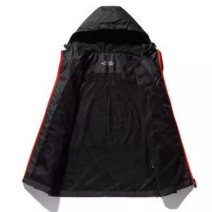 Veste imperméable coupe-vent à capuche rouge pour homme, poches zippées, vêtements de travail décontractés pour l'extérieur, saison hivernale, coupe standard, polyester rayé - Product Image 5