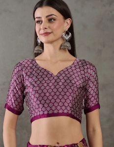 Sari de Mezcla de Seda con Estampado Floral Paisley y Estampado Geométrico Estilo Bollywood KV - Product Image 3