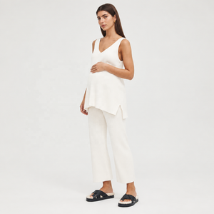 Haut de maternité pour femme en coton tricoté, col en V, fente latérale, sans manches, logo personnalisé, fournisseur en gros - Product Image 3