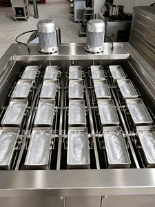 Machine à blocs de glace <span class=keywords><strong>grand</strong></span> format à bas prix / Machine à briques de glace / Machine à fabriquer des briques de glace pour hôtels et bières fraîches - Product Image 3