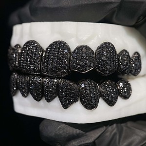 Grillz personnalisés en argent 925 avec moissanite VVS taille brillant rond, bijoux dentaires Hip Hop unisexe - Product Image 5