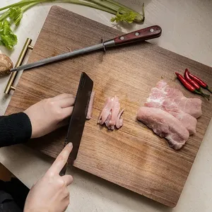 Planche à découper ronde en bois d'olivier massif, plateau de service à grain naturel pour fruits, viande, charcuterie, fournisseur - Product Image 4