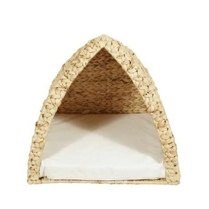 Casa para Mascotas Triangular de Mimbre, Minimalista, Tipo Cueva Acogedora para Gatos, Mueble Natural para Mascotas de Estilo Escandinavo - Product Image 1