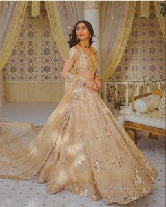 Lehenga pakistanais et indien de créateur avec miroirs dorés, Lehenga en filet doré, tenue de soirée, Choli, robe tendance 2022 - Product Image 5