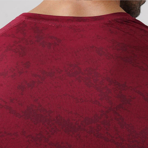 T-shirt de sport pour homme, coupe ajustée, polyester et élasthanne, séchage rapide, respirant, écologique, sans couture - Product Image 4