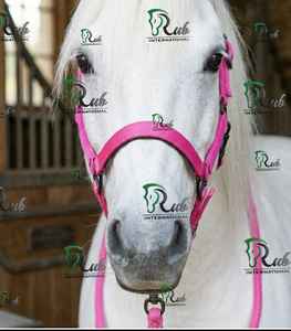 Cabestro de Doble Capa de Cuero y Nylon Personalizable Rub International, Herrajes Resistentes a la Corrosión, Equipo Ecuestre Premium - Product Image 3