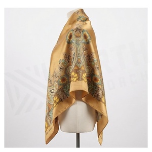 Écharpe en soie carrée pour femme, imprimé floral, élégante, multifonctionnelle, accessoire de mode toutes saisons - Product Image 3