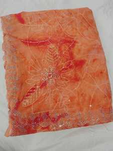 ชุดส่าหรีทรงปริซึมเสื้อเบลาส์สีตัดกันสำหรับงานลำดับสวารอฟสกี้และขอบแฟนซีสำหรับเสื้อผ้าอินเดียและปากีสถาน - Product Image 3