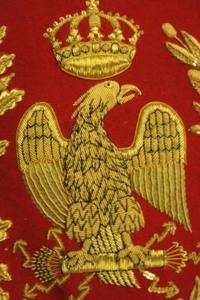 Drapeau de style antique brodé or, fil métallique de luxe, satin brodé robuste de qualité standard - Product Image 3