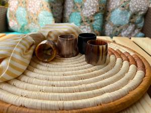 Ensemble d'anneaux de serviette de luxe faits à la main en corne de buffle, porte-serviettes en corne de taureau naturelle et biologique pour table de mariage et dîner - Product Image 5