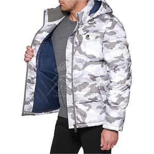 Chaquetas acolchadas para hombre de tela ripstop resistente para acampar, aventuras, ropa de exterior gruesa y aislante. - Product Image 5