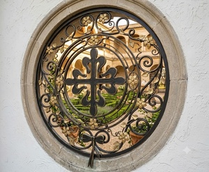 Fenêtres fixes antivol en fer forgé français KHP, motifs artisanaux, acier galvanisé de haute qualité pour les maisons résidentielles, les hôtels - Product Image 1