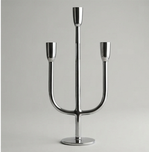 Candelabro Moderno de Acero Inoxidable de 3 Brazos, Portavelas de Metal Plateado para Decoración del Hogar - Product Image 1
