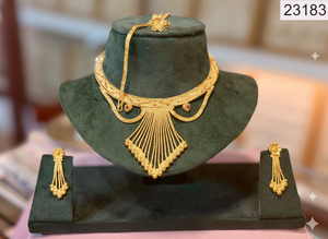 MOLL JEWELLERS - Conjunto de Collar y Pendientes Florales de Aleación de Zinc Chapado en Oro de 24K con Circones, para Regalo de Boda para Mujer - Tercera Marca - Product Image 4