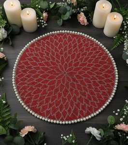 แผ่นรองจานทำมือประดับลูกปัดสีแดง ของตกแต่งโต๊ะหรูหรา - Product Image 4