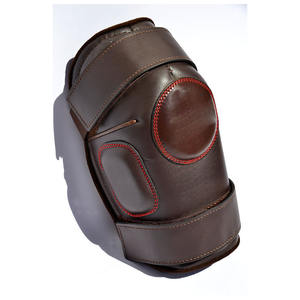 Protège-genoux polo professionnel confortable et ajusté, conçu pour la protection du cavalier, les séances d'entraînement de flexibilité et les activités équestres. - Product Image 4