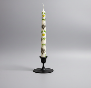Bougie conique de 10 pouces, parfaite pour les brunchs printaniers, les fêtes de jardin ou pour ajouter une touche de nature à votre table. - Product Image 2