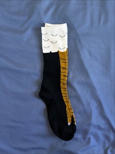 Chaussettes personnalisées imprimées flamme, motif flamme jacquard, chaussettes unisexes à hauteur mi-mollet - Product Image 2