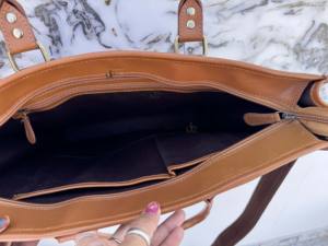 Sac fourre-tout en cuir sculpté à la main par un designer, élégant sac à main en cuir, sacs en cuir de vachette pour femmes, multi-usages - Product Image 6