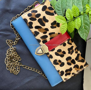 กระเป๋าคลัทช์หนังขนสัตว์สำหรับผู้หญิงหนังสัตว์รีไซเคิลหนังสัตว์แท้สีรุ้งแบบอเนกประสงค์กระเป๋าใส่บัตร ATM - Product Image 3