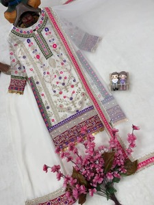 Ensemble Salwar Kameez brodé pour femme avec dupatta, bordure florale, manches longues, en coton/fibre de bambou, tenue de soirée 83392, vente en gros - Product Image 2