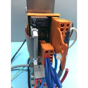 Contrôleur de mouvement ELMO CEL-A10/100-C6, Moteur servo - Équipements et pièces semi-conducteurs d'occasion de renommée mondiale chez - Product Image 3