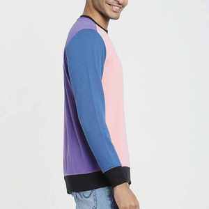 เสื้อสเวตเชิ้ตแขนยาวคอวีสีชมพู-น้ำเงินตัดกันสำหรับผู้ชาย ขายส่ง พร้อมปักโลโก้ตามสั่ง - Product Image 3