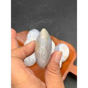 Piedra de Palma Dendrítica Blanca Natural de 35x45x15 mm, Piedra Semipreciosa Pulida para Decoración con Piedras y Colección de Cristales - Product Image 2