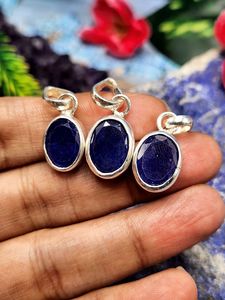 Pendentifs en Tanzanite en Argent 925 : Élégance avec une Touche de Beauté Éthérée |   UN SEUL PRODUIT - Product Image 5