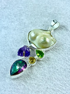Colgante de Plata de Ley 925 con Múltiples Piedras Preciosas, Precio de Mayoreo de Diseñador, Joyería para Cada Ocasión - Product Image 2