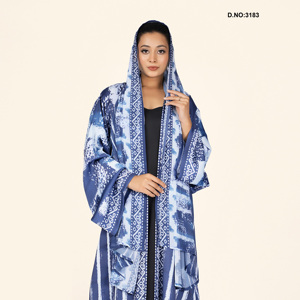 Tissu en mousseline de soie léger fabriqué en Inde pour robes et robes de soirée pour femmes, disponible à la vente - Product Image 2