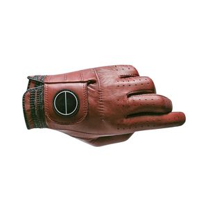 Guante de Golf de Cuero Sintético Marrón con Palma de Agarre Suave, Construcción Transpirable y Muñequera Ajustable para Juego Profesional de Golf - Product Image 3