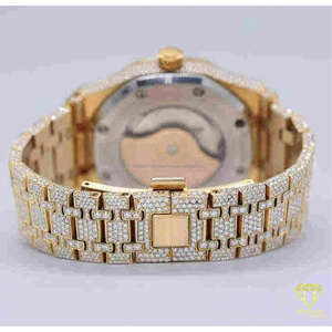 Montre Hip Hop pour Homme en Argent Sterling 925 avec Diamants Moissanite VVS et Pierres Précieuses Arc-en-ciel Serties, Personnalisable et Étincelante - Product Image 4