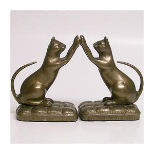 Juego de Sujetalibros Escultóricos de Metal Art Deco de Aluminio para el Hogar, la Oficina y Uso Comercial - Product Image 2