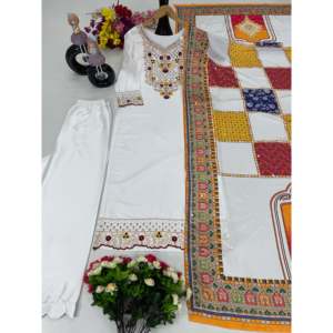 Haut de soirée blanc de créateur, coupe fourreau, à manches longues et col en V, avec dupatta Plazzo et broderie miroir véritable - Product Image 1