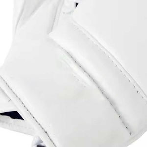 ชุดอุปกรณ์มวยหนังวัวแท้คุณภาพพรีเมียม สำหรับฝึกซ้อมและแข่งขัน ชุดอุปกรณ์มวยแบบกำหนดเอง ชุดอุปกรณ์มวยสำหรับการแข่งขันระดับมืออาชีพ - Product Image 3