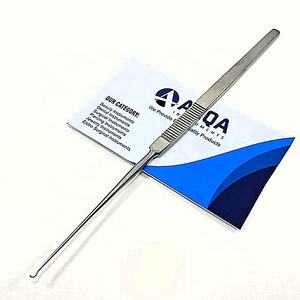 Gancho Retractor Quirúrgico de Acero Inoxidable, Instrumento Médico Manual, Herramienta de Retracción de Tejidos Duradera y Autoclavable, Hecho en Pakistán - Product Image 3