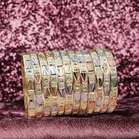 Vente en gros Ensemble de bracelets formés en plaqué or 3 tons, ensemble de bracelets en laiton tricolores, bracelets en or multitons, bijoux de bracelets de mode.