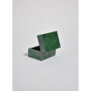 Boîte de rangement décorative en résine de qualité supérieure sur le thème des cartes à jouer - Product Image 6