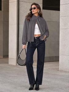 Chaqueta Bomber de Ante Sintético Gris para Mujer, Cuello Alto, Cremallera Descentrada, Dobladillo Ajustable con Cordón, Venta al por Mayor OEM - Product Image 3