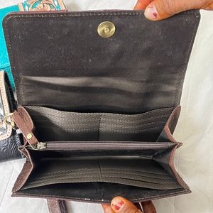 OEM ODM Luxury Tooled Floral Embossed Print Leather Clutch Hot Sale New Design Genuine Leather Credit Card Wallet for Women's - Product Image 6