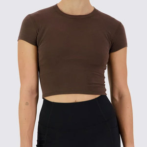 T-shirt court à col ras du cou pour femme, rembourré, compressif, en jersey, coupe ajustée, 100 % coton côtelé, haute élasticité, séchage rapide, idéal pour l'été - Product Image 1