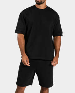Camiseta y pantalones cortos negros extragrandes para hombre con ribete, diseño de logotipo personalizado OEM, 100% algodón transpirable, para gimnasio y ropa urbana. - Product Image 1